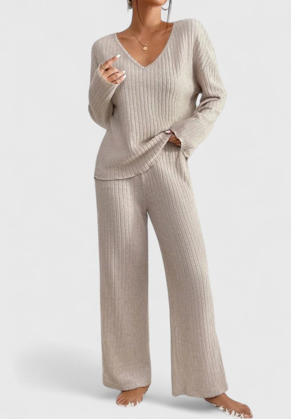 Amelia Rose Ribbed Lounge Set