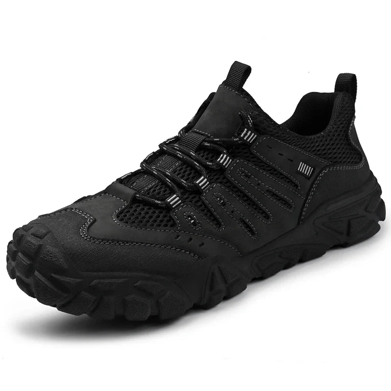 Dravik Trek Hikers