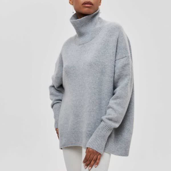 Sloane Short Sleeve Turtleneck Sweater_6