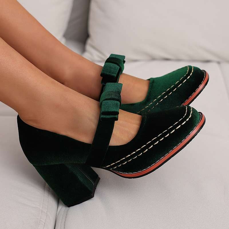 Rosetta Velvet Block Heel Mary Jane Pumps_8