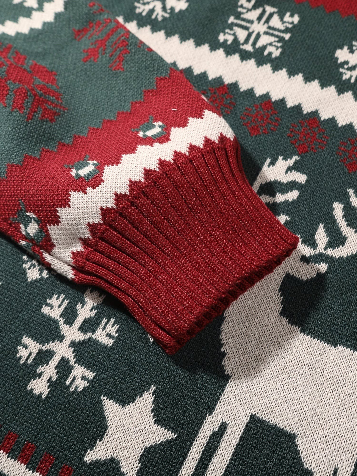 Oscar Hooded Reindeer Christmas Sweater_7