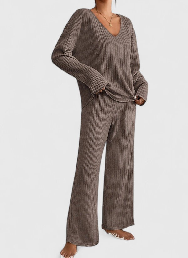 Amelia Rose Ribbed Lounge Set