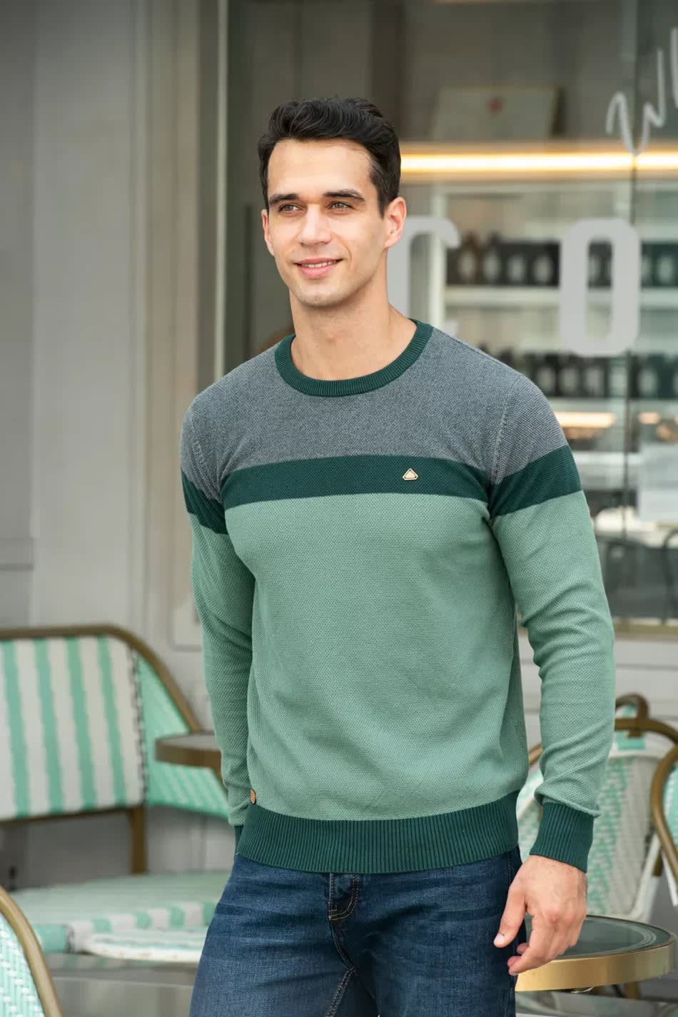 Dashiell Color Block Crew Neck Sweater_5