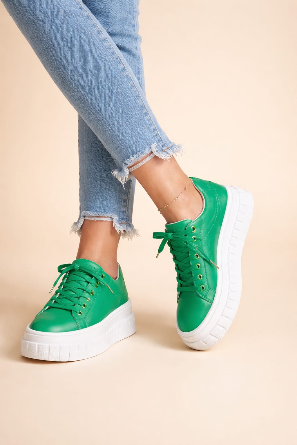 Esmeralda Platform Lace Up Sneakers_6