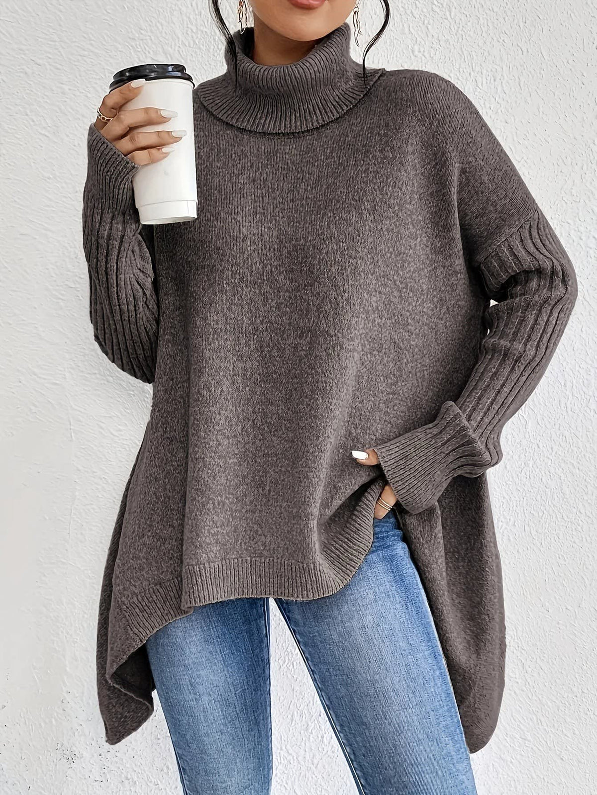Solveig Oversized Turtleneck Sweater_7