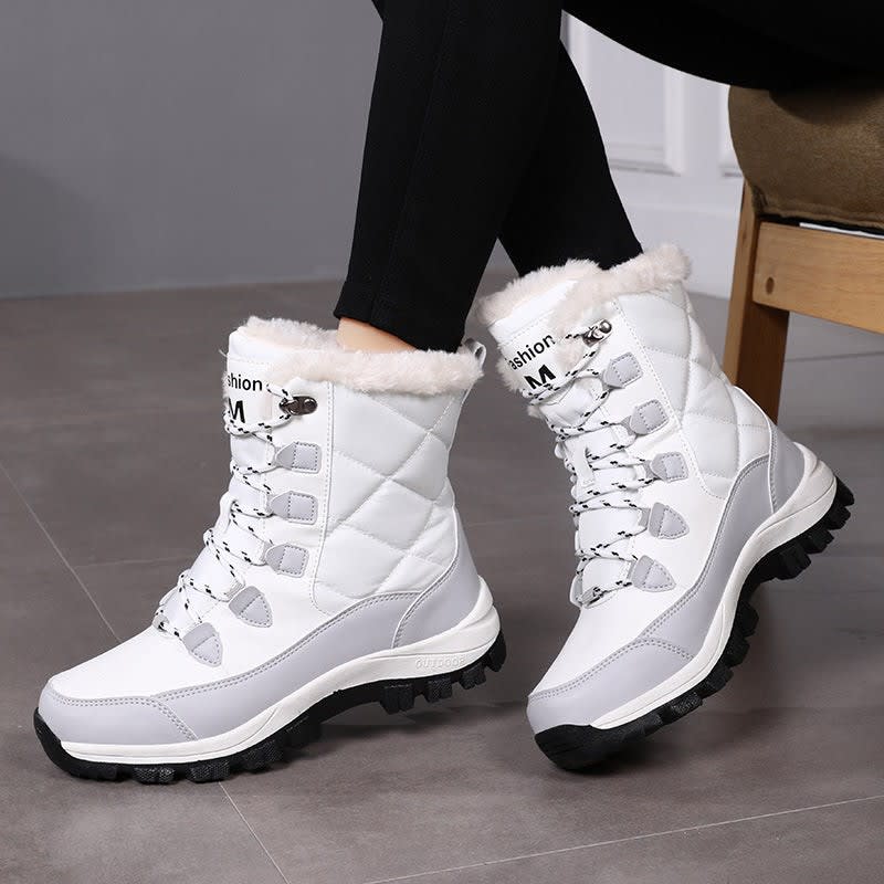 Mallory Insulated Lace Up Snow Boots_4
