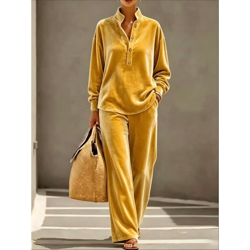 Ida Velour Lounge Set with Wide Leg Pants_10