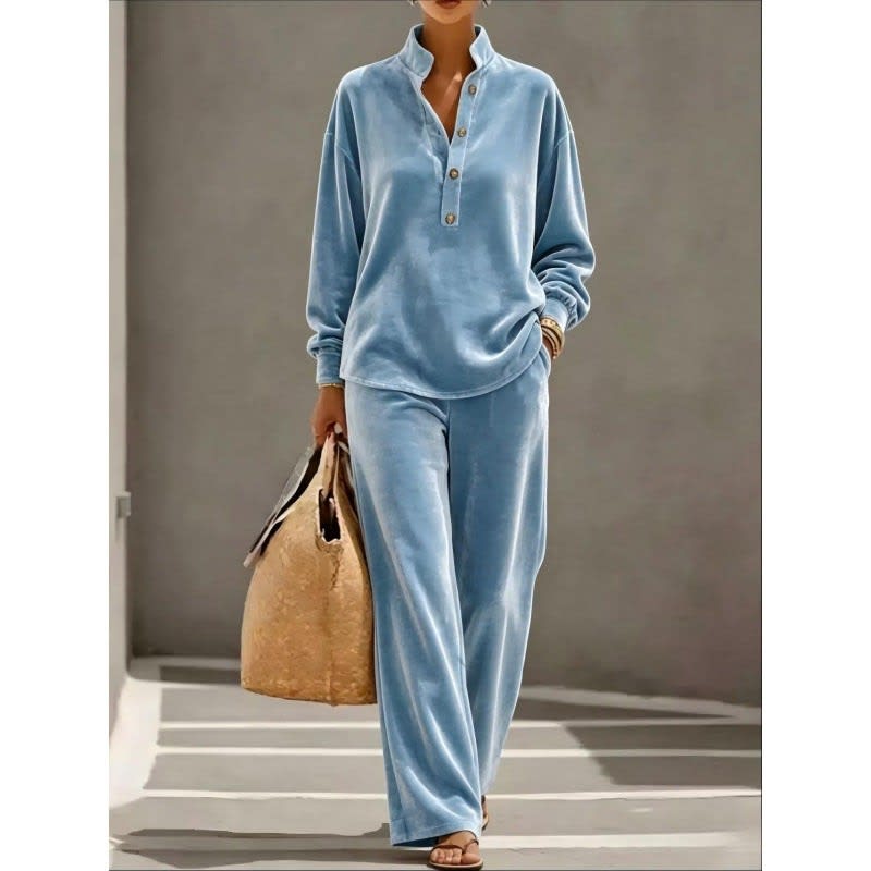 Ida Velour Lounge Set with Wide Leg Pants_9
