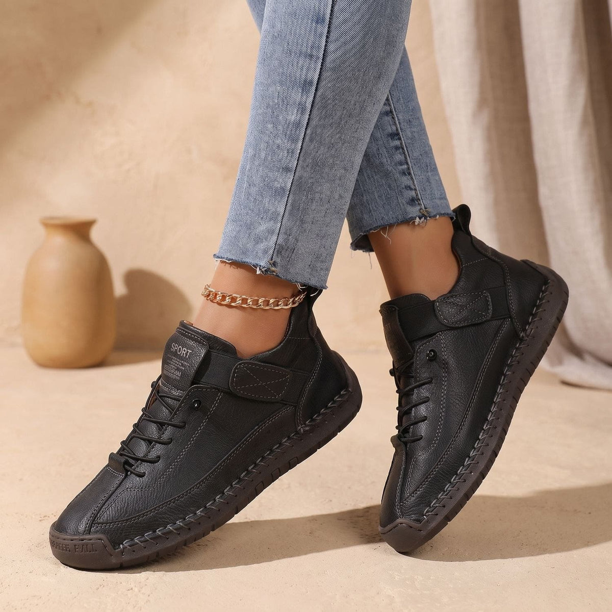 Kelly Wide Toe Box Lightweight Orthopedic Sneakers_5