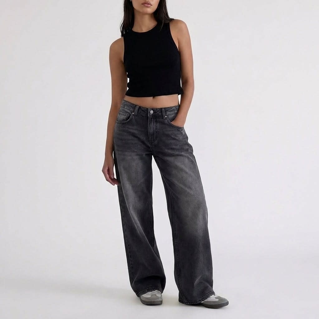 Vitalia Low Rise Wide Leg Jeans_9
