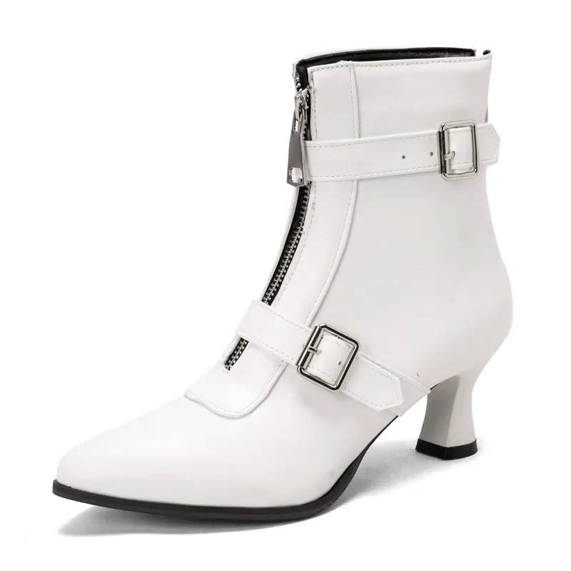 Isolina Buckle Pointed Toe Ankle Boots_11