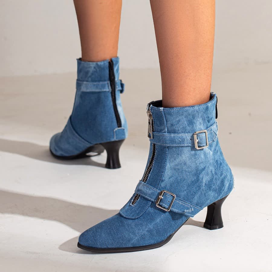 Isolina Buckle Pointed Toe Ankle Boots_6