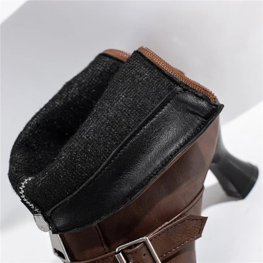 Isolina Buckle Pointed Toe Ankle Boots_8