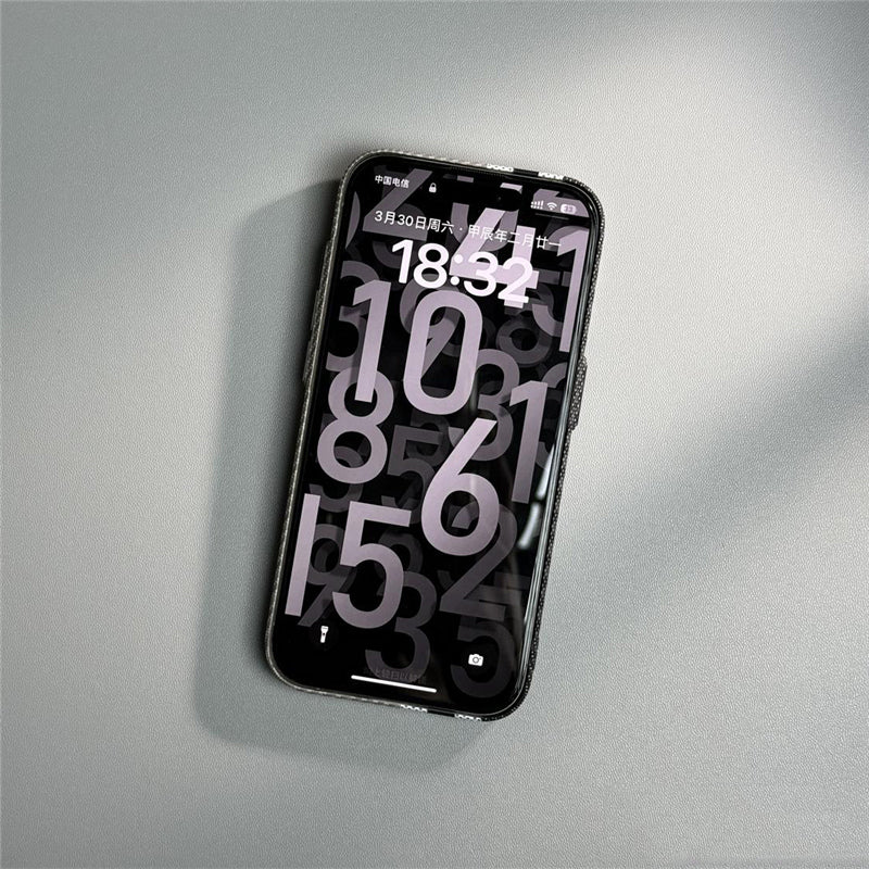 Montreal Carbon Fibre MagSafe® iPhone Case