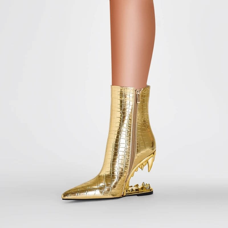 Jolanda Sculpted Heel Pointed Toe Ankle Boots_12