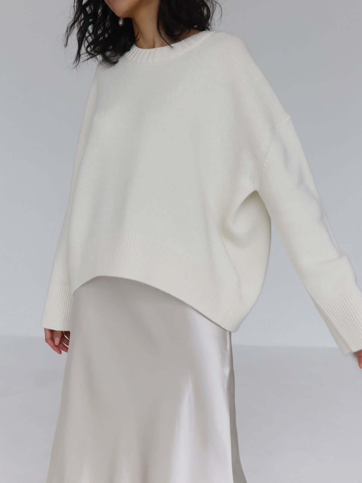 Justine Oversized Crewneck Knit Sweater_10