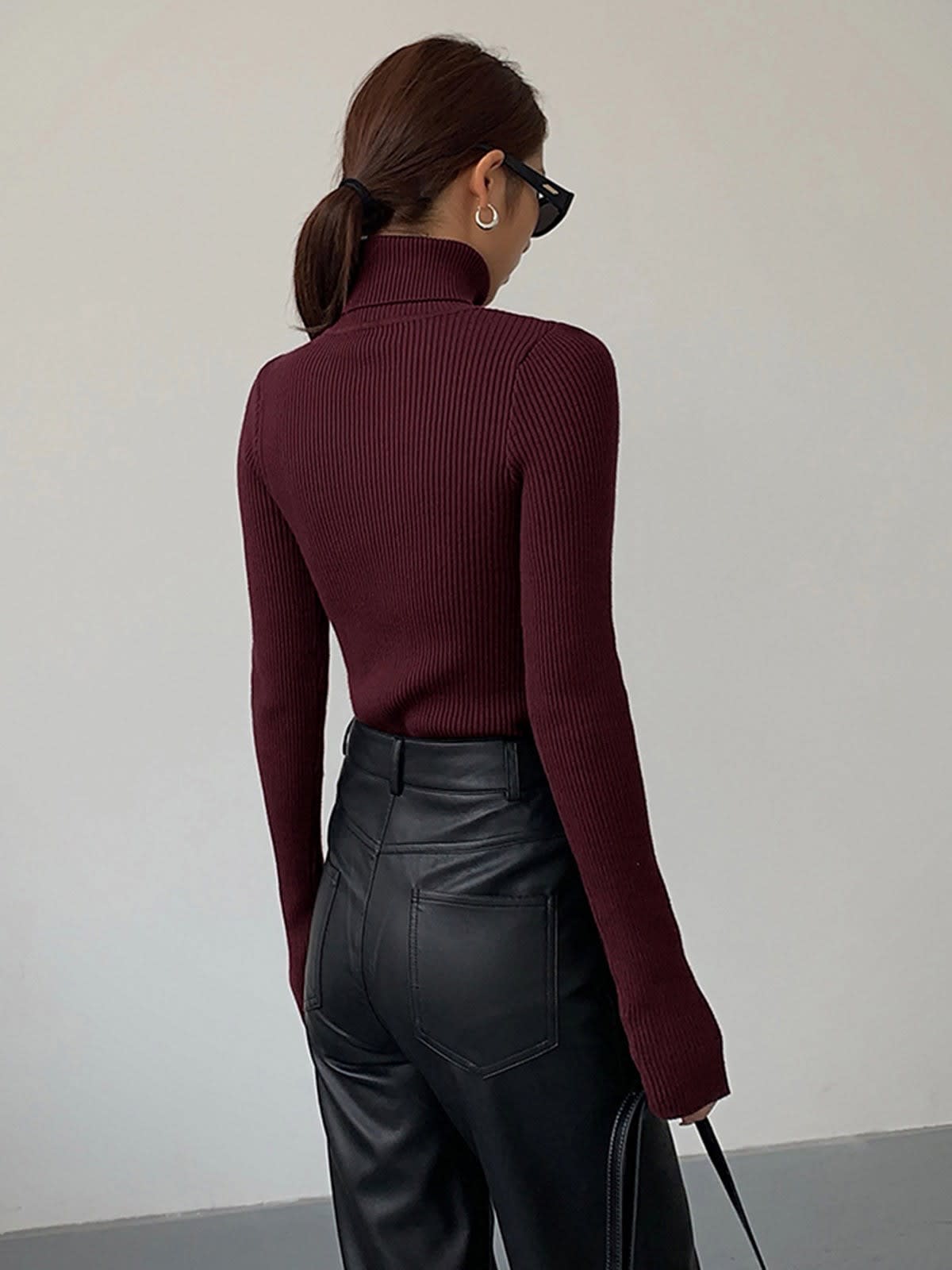 Lyric Ribbed Turtleneck Sweater_5