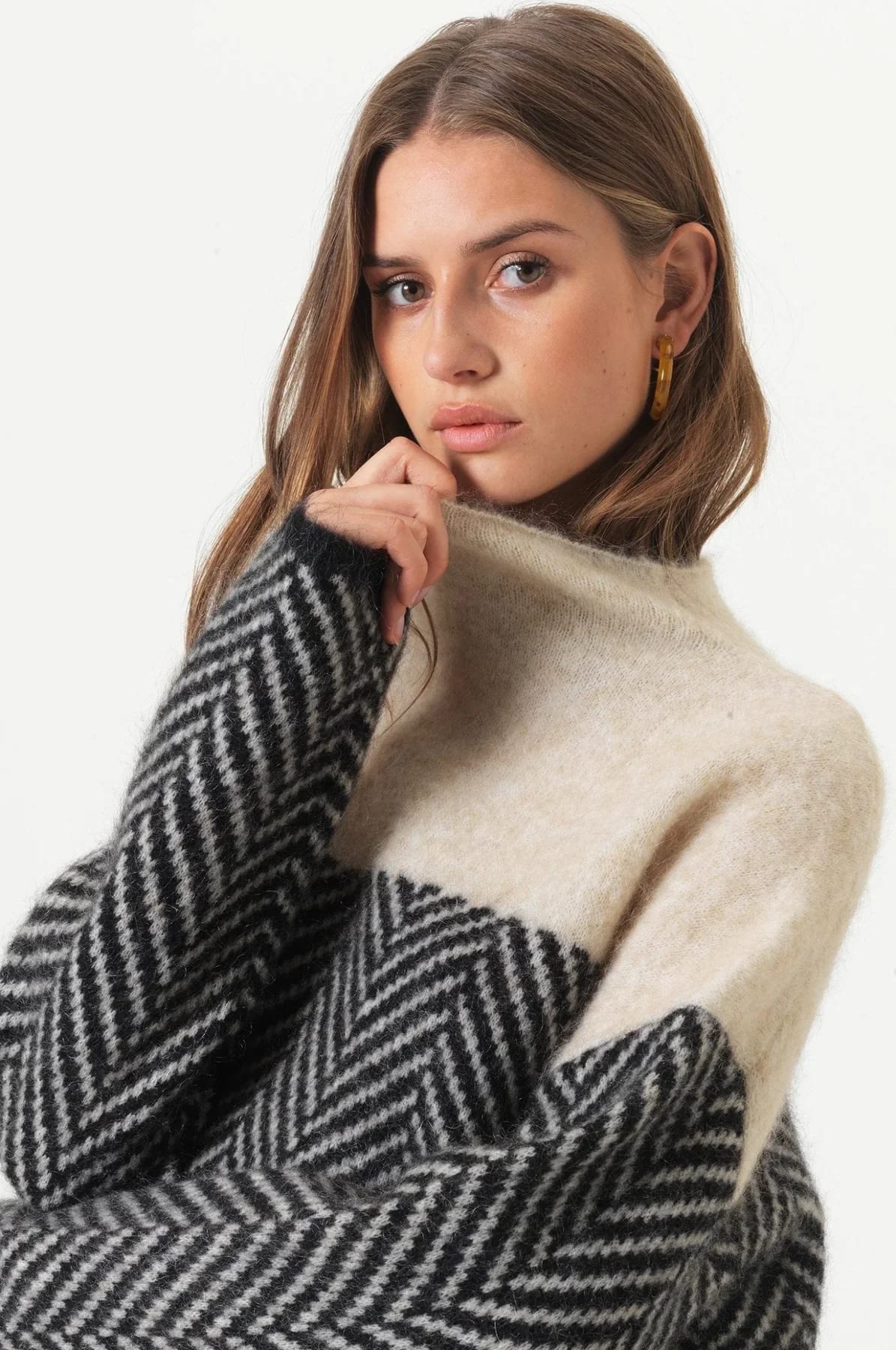 Orianne Chevron Knit Turtleneck Sweater_3