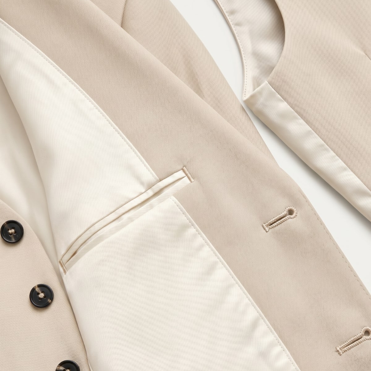 Brent Peak Lapel Three Piece Suit_12