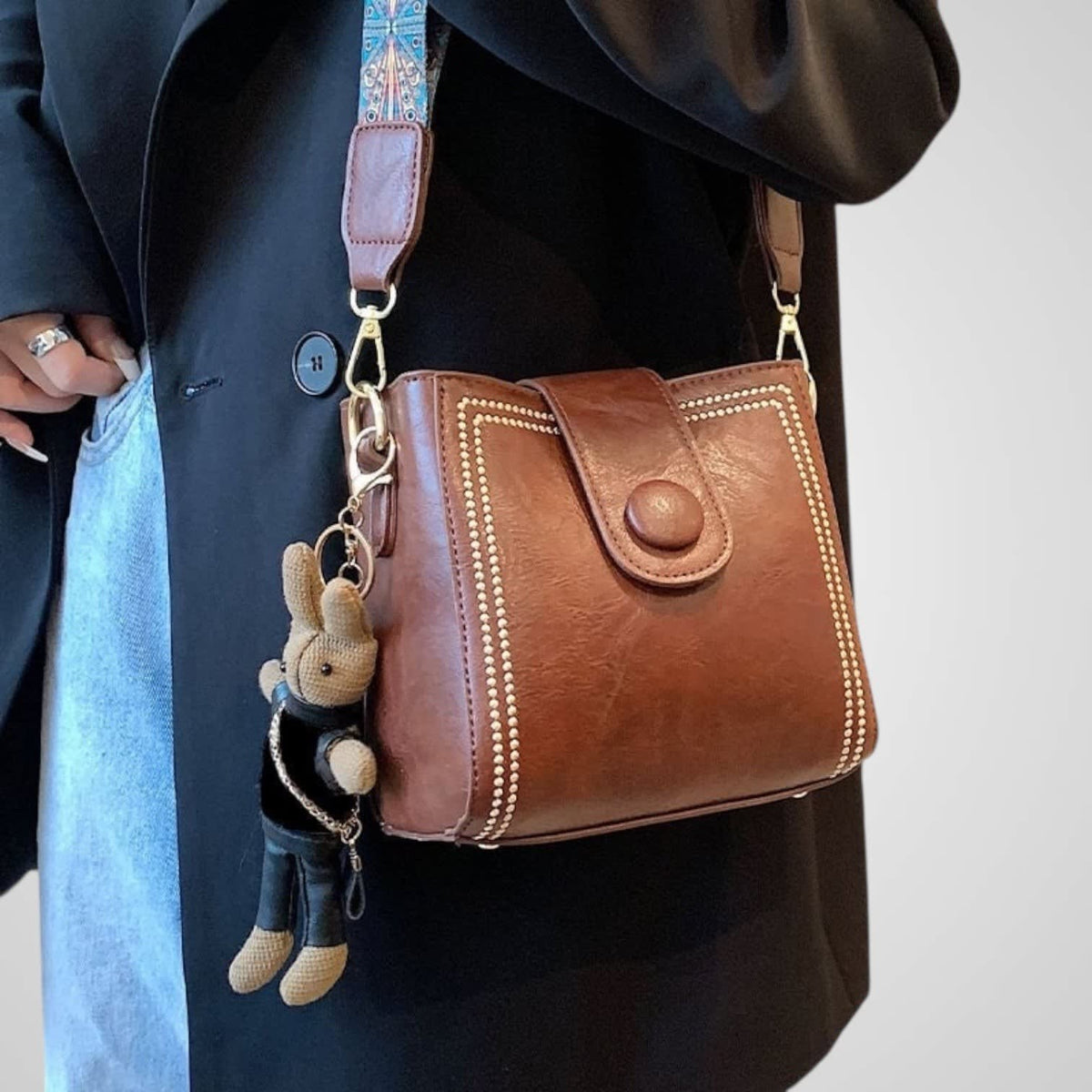 Gigi Retro Wide Strap Shoulder Bag_5