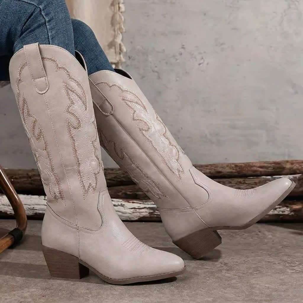 Vibia Embroidered Western Boots_8