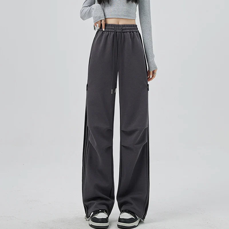 SARAH WOODS SWEATPANTS