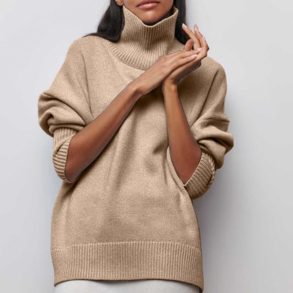 Sloane Short Sleeve Turtleneck Sweater_3