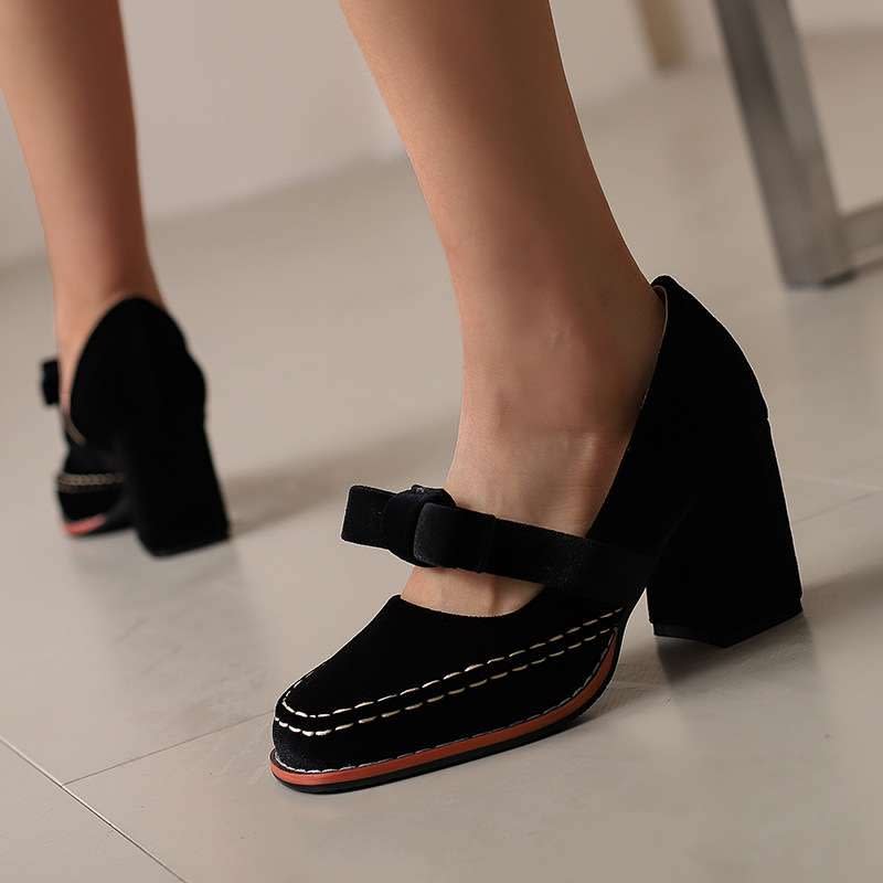 Rosetta Velvet Block Heel Mary Jane Pumps_9
