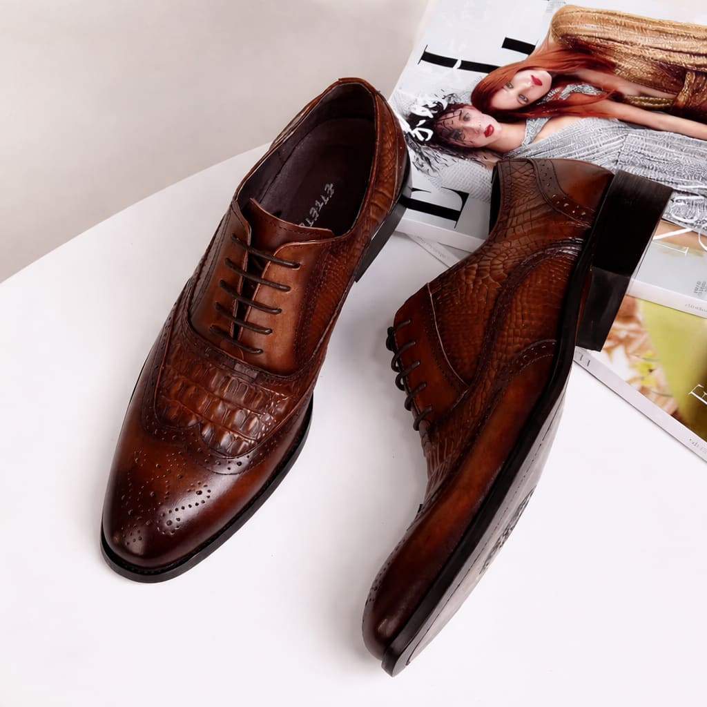 Weldon Croc Embossed Leather Brogue Shoes_3