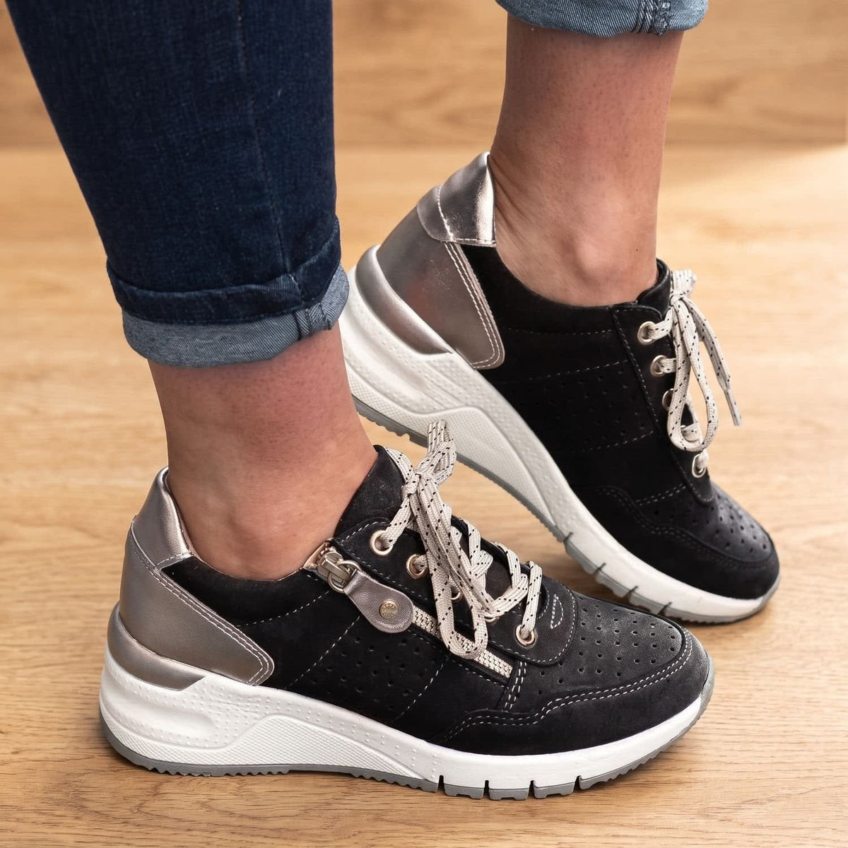 Erin Non-Slip Wedge Orthopedic Sneakers_2