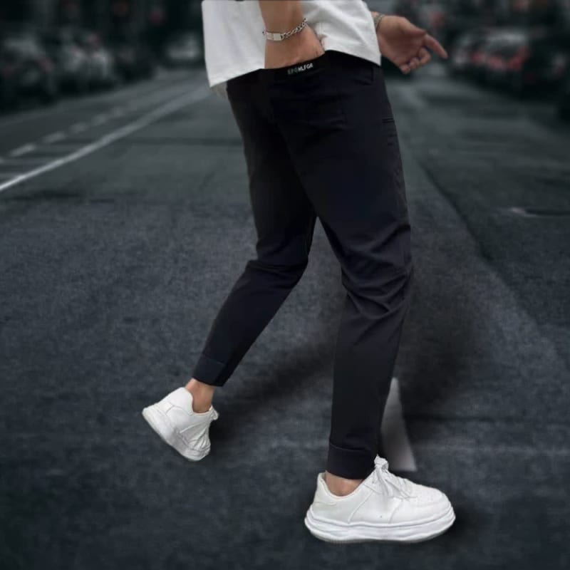 Esteban Stretch Tapered Cargo Pants_1