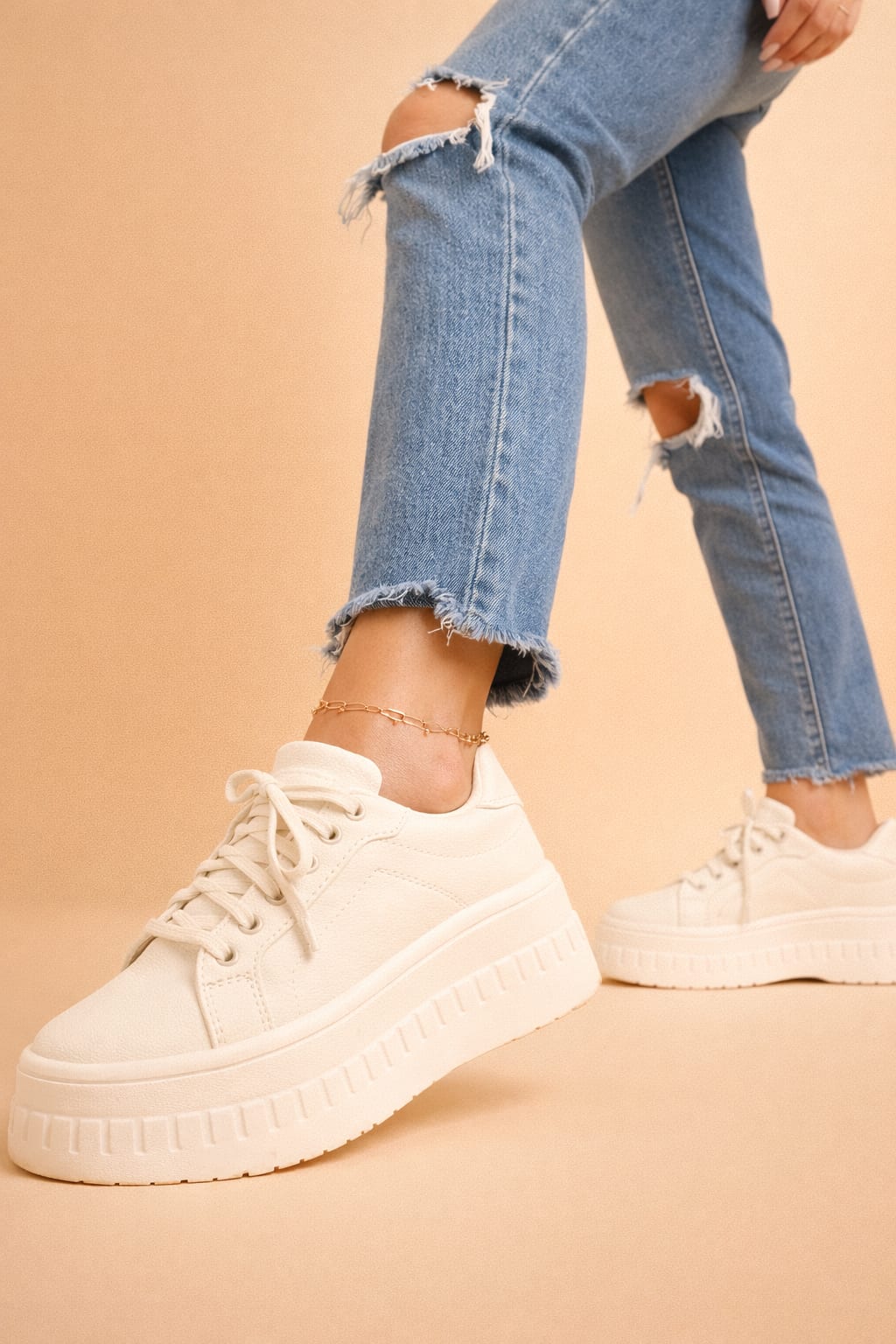 Esmeralda Platform Lace Up Sneakers_3