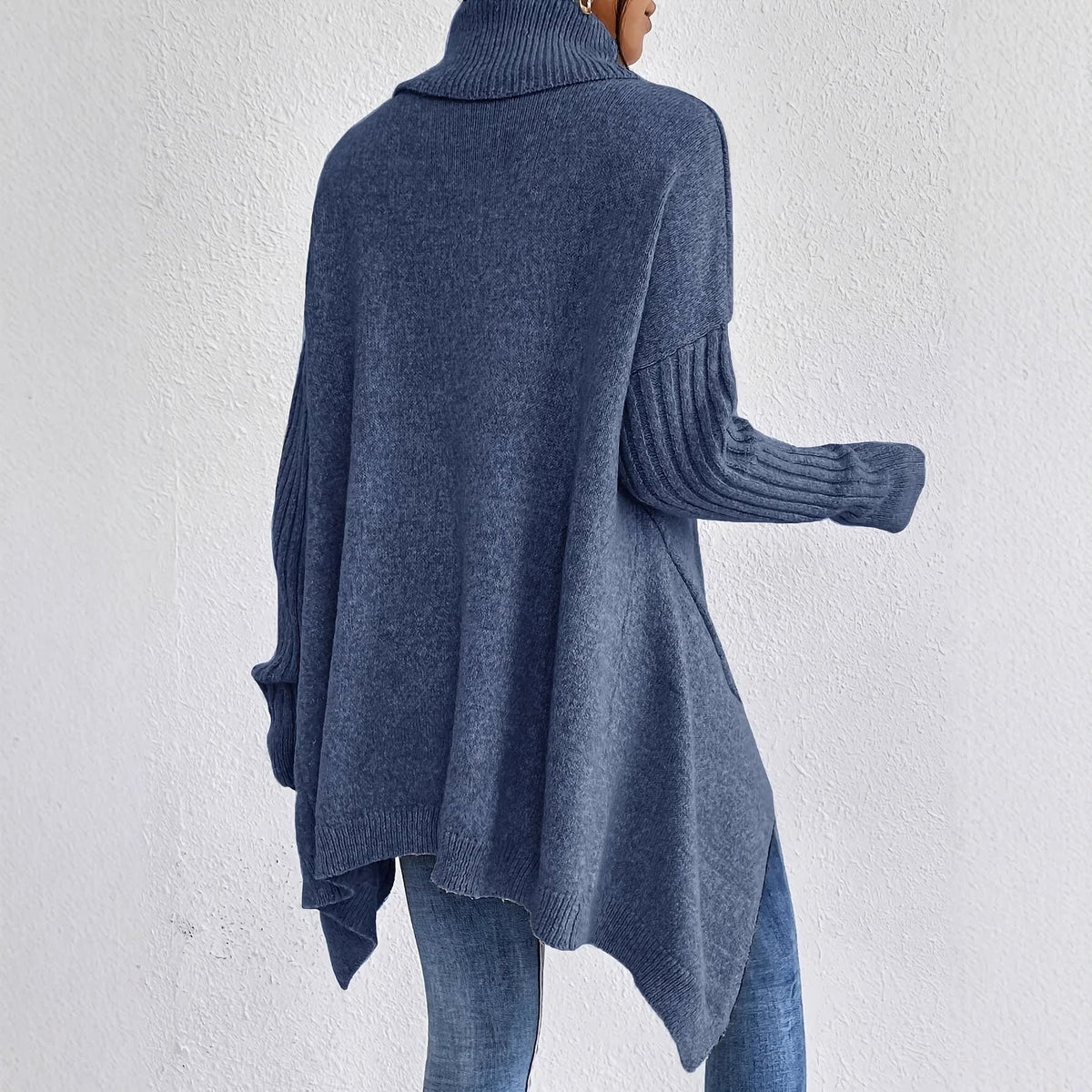 Solveig Oversized Turtleneck Sweater_3
