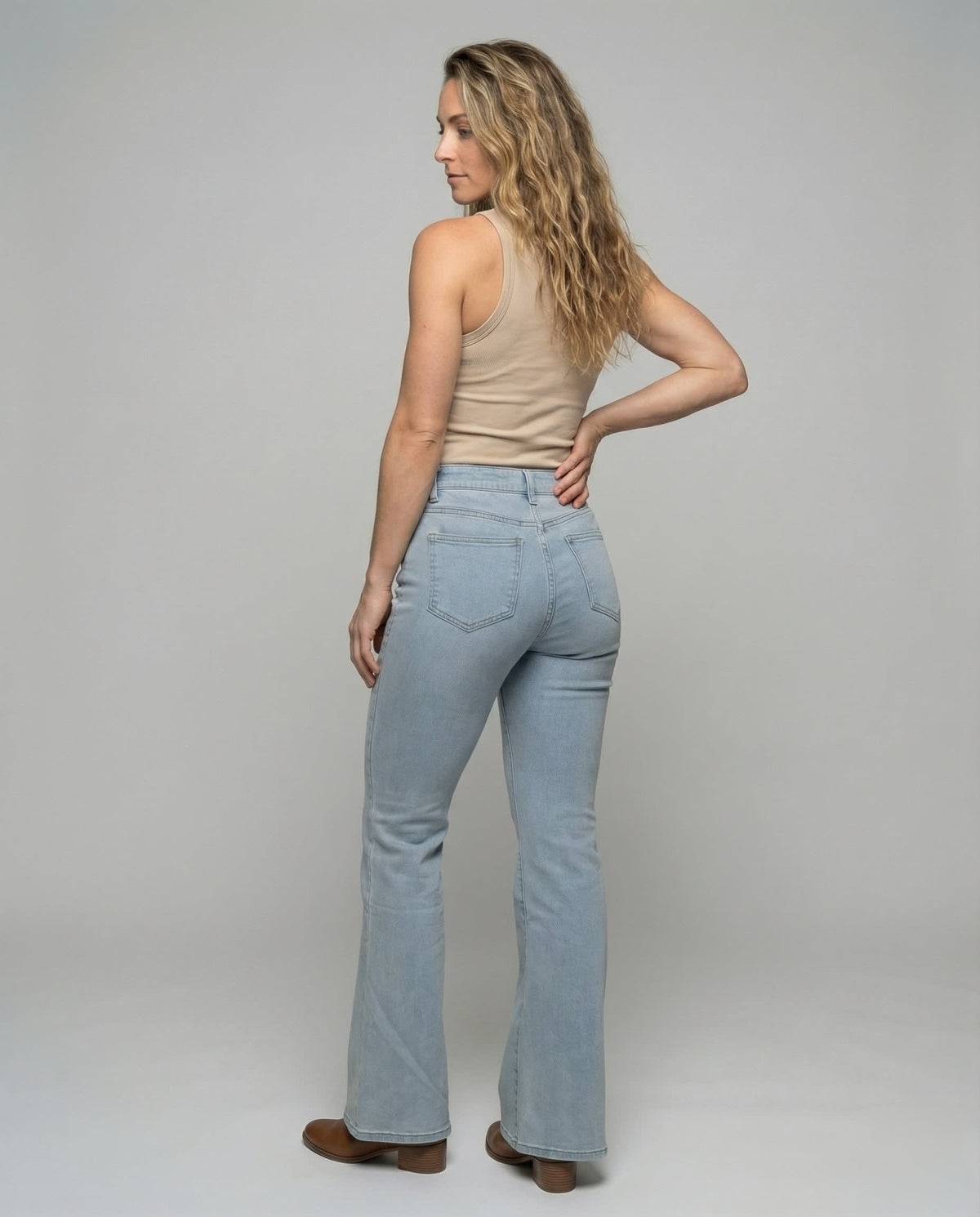Greta High Waisted Shaping Bootcut Jeans_4