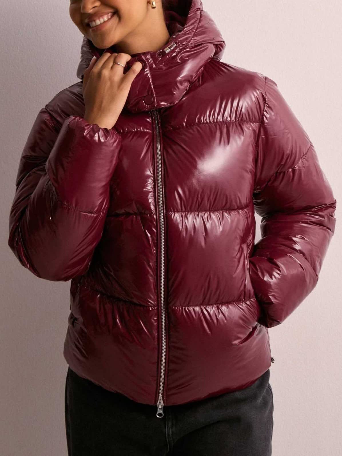 Crystal Glossy Hooded Puffer Jacket_8