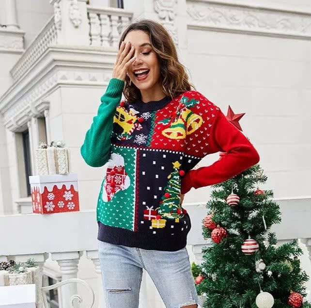 Sadie Snowflake Fair Isle Christmas Sweater_8