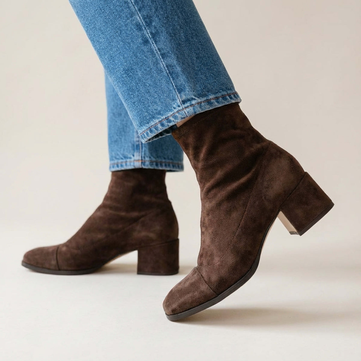 Davina Square Toe Block Heel Boots_9
