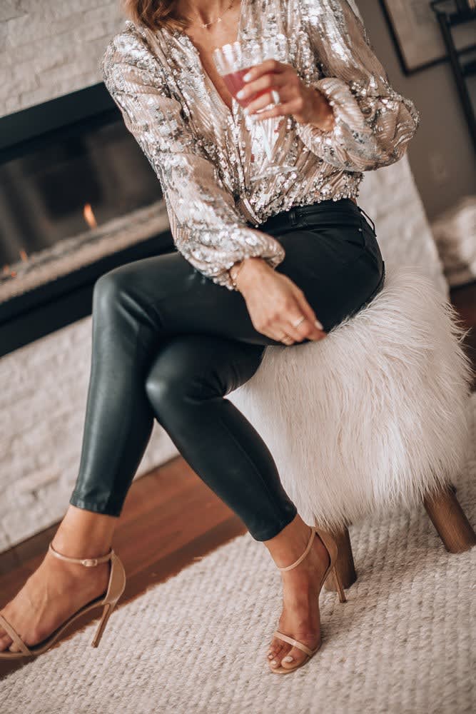 Felicita Sequin V Neck Blouse_4