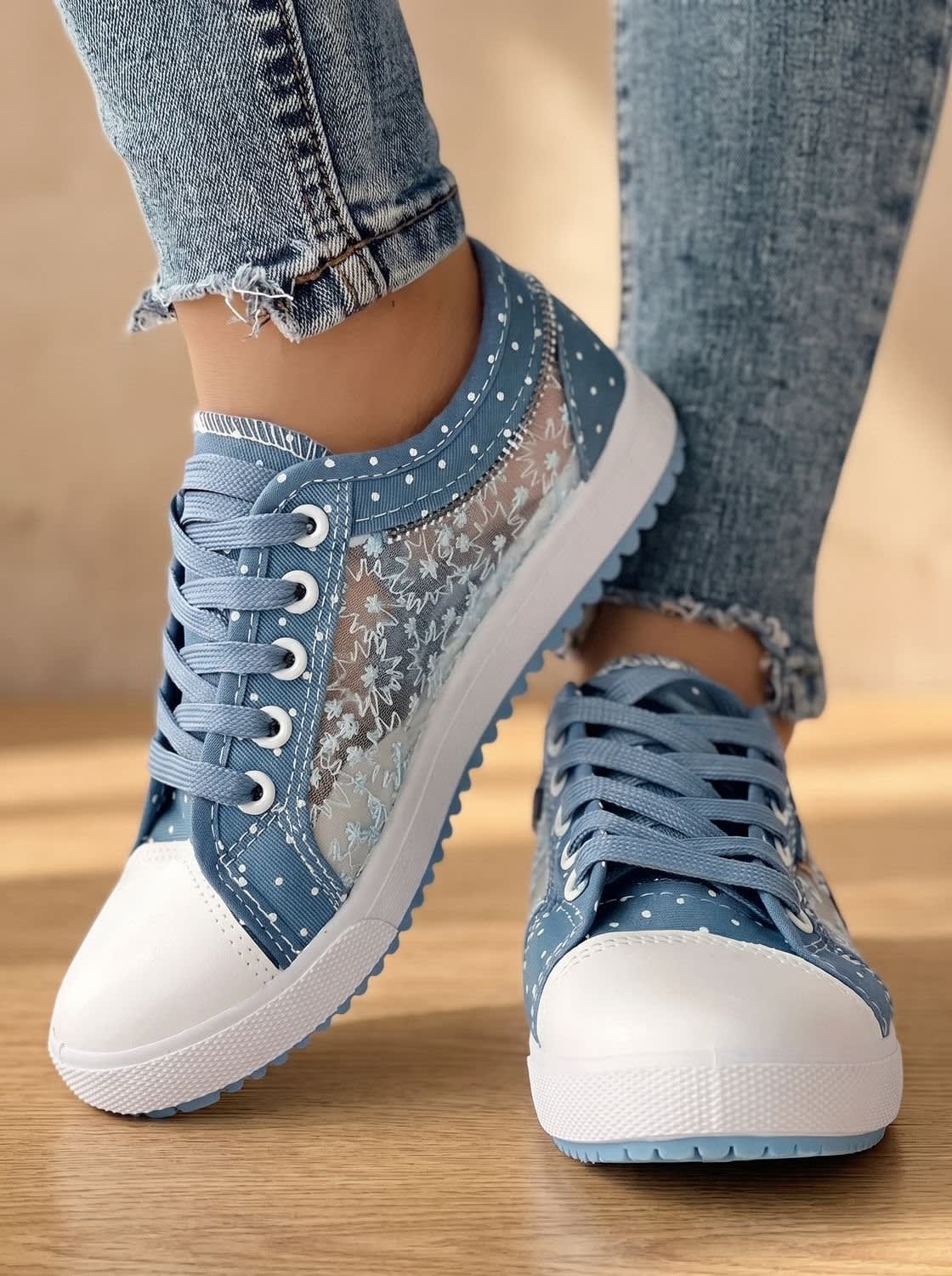 Layla Wide Toe Box Lace Orthopedic Sneakers_2