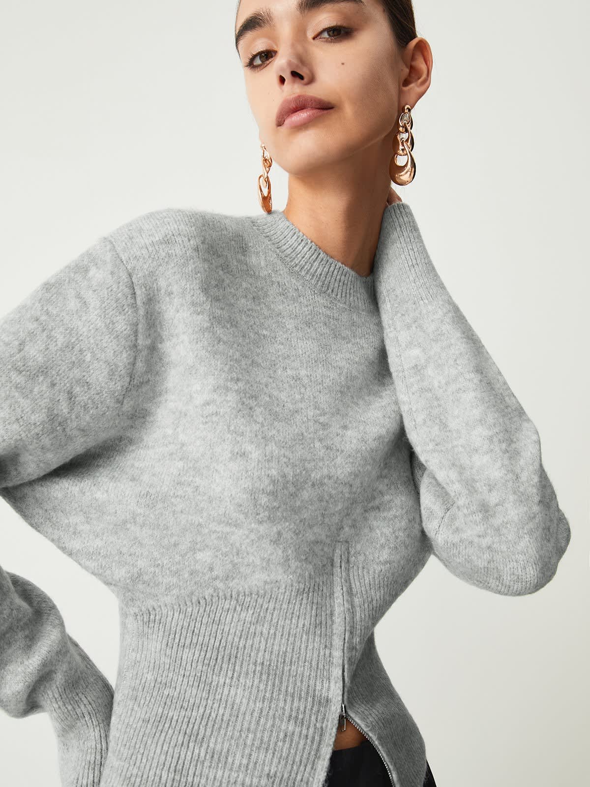 Astrid Cropped Zip Hem Sweater_5