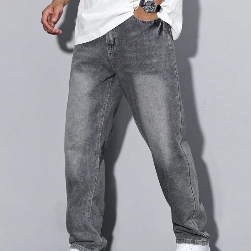Russell Relaxed Straight Leg Jeans_1