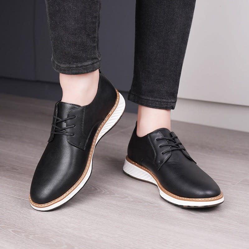 Gilbert Lightweight Leather Derby Shoes_4