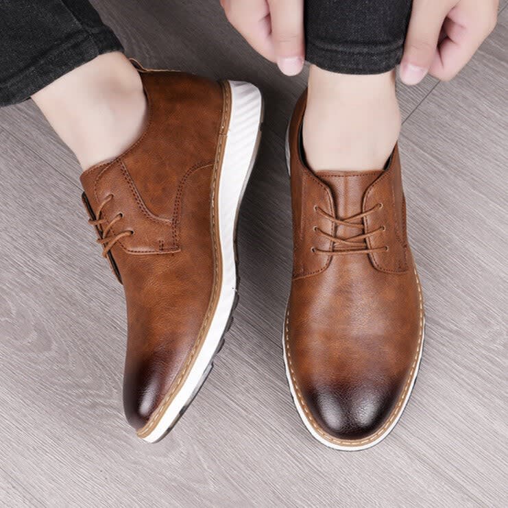 Gilbert Lightweight Leather Derby Shoes_9