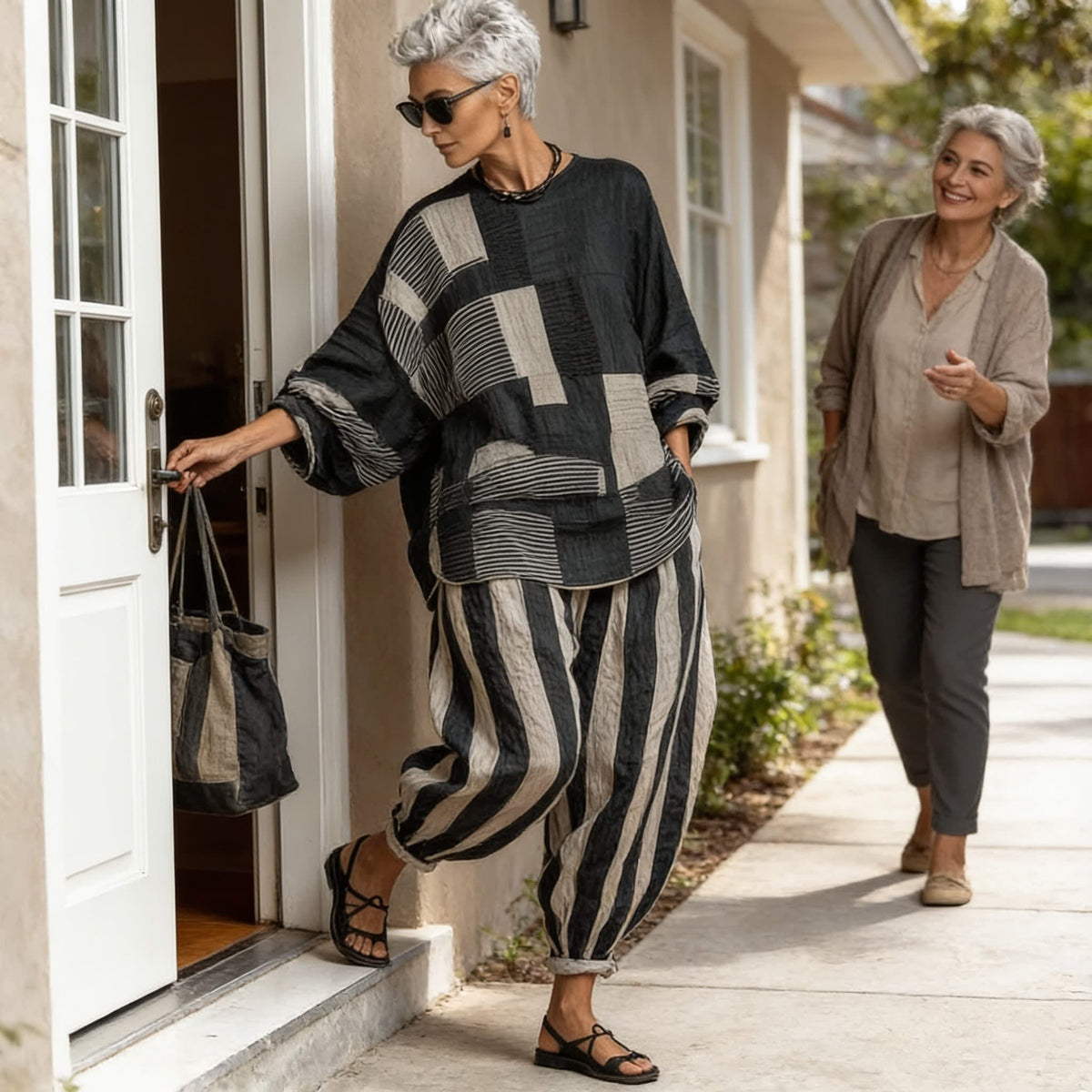 Fern Striped Color Block Oversized Top and Balloon Pants Two Piece Set_3