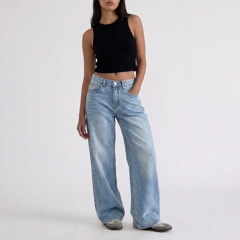 Vitalia Low Rise Wide Leg Jeans_1