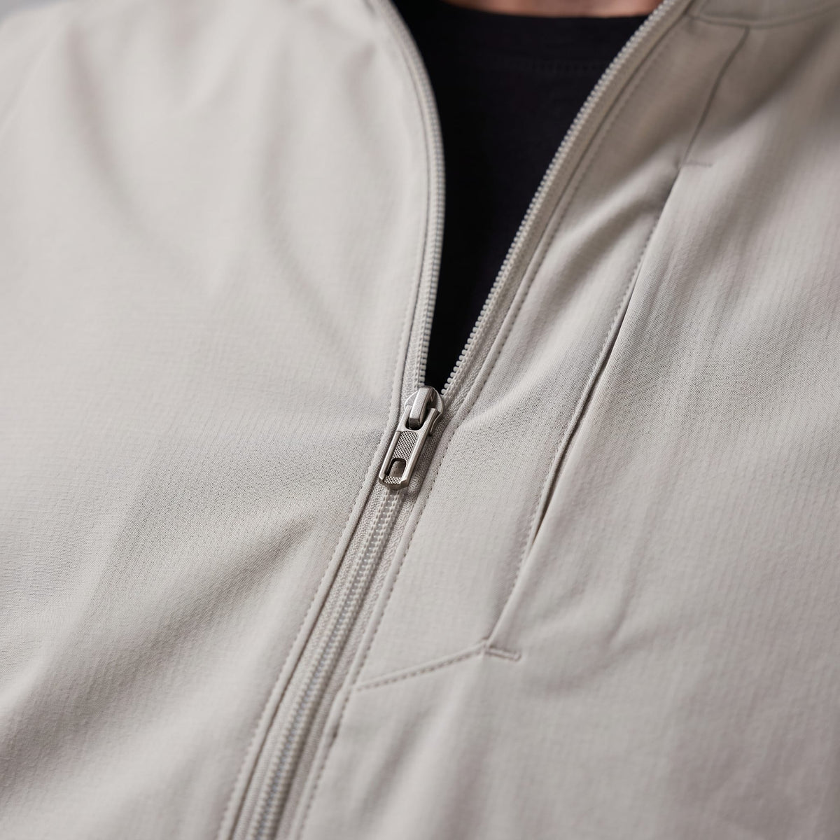 Jonah Textured Full Zip Vest_10