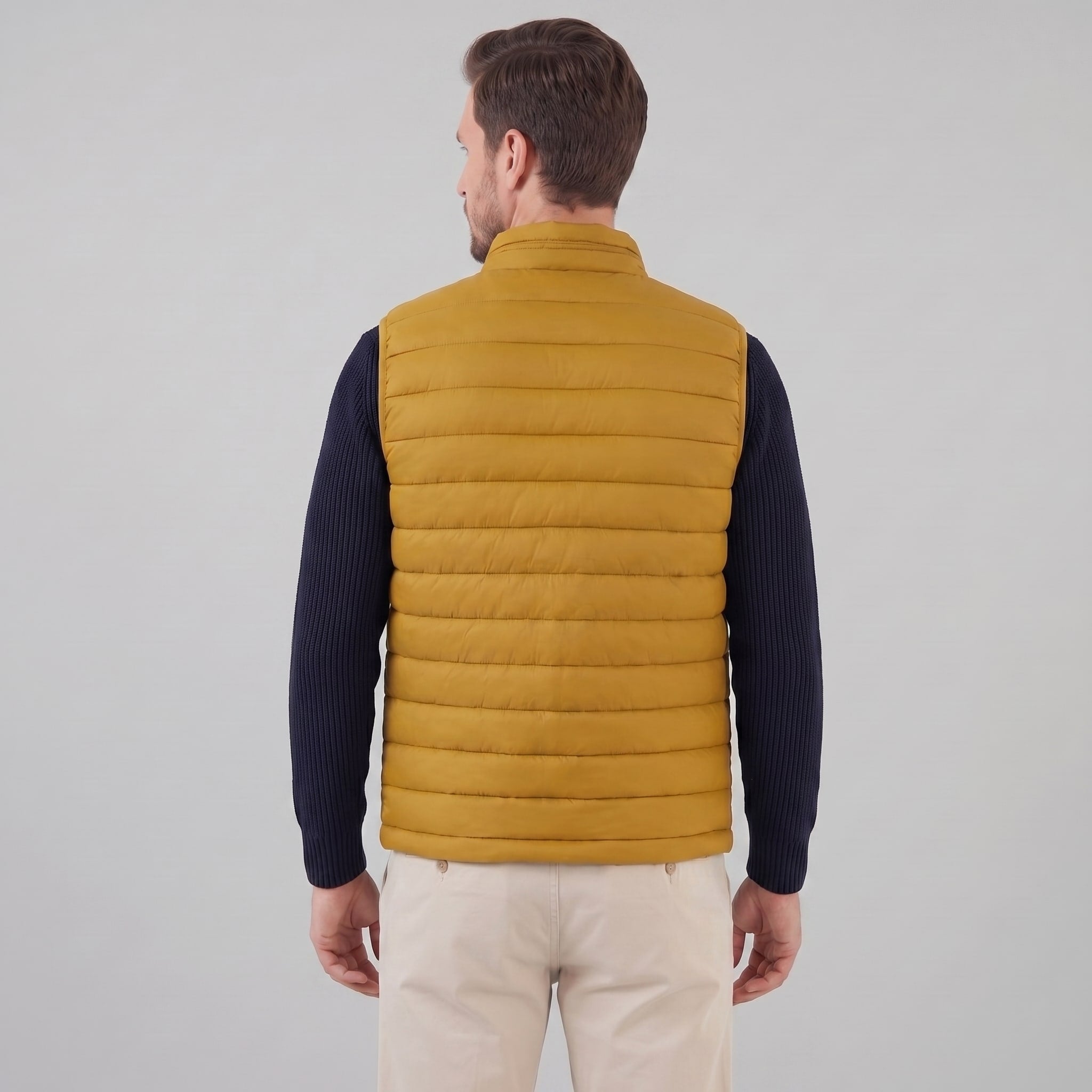 Rylan Lightweight Quilted Vest_8