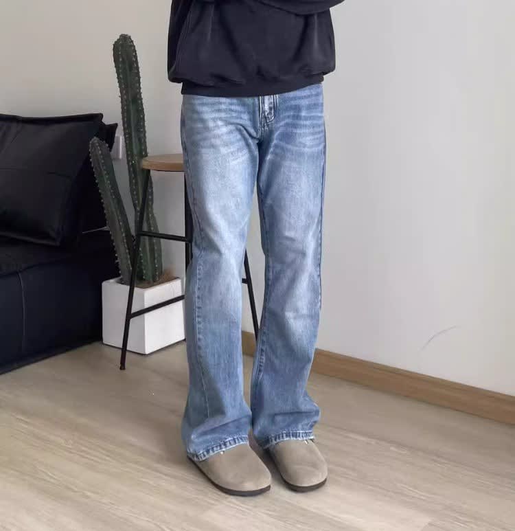 Elliot Light Wash Classic Bootcut Jeans_6