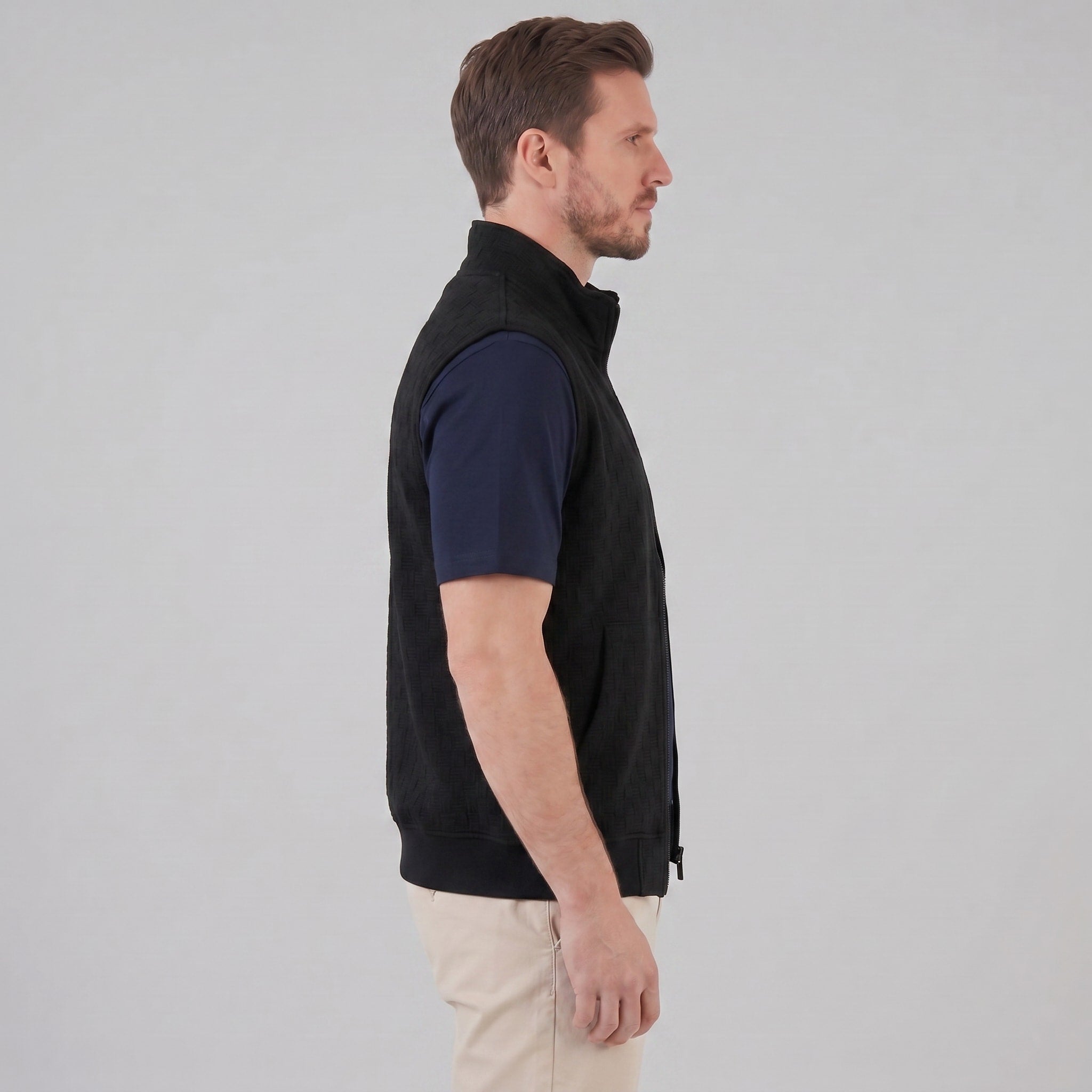 Callum Textured Knit Zip Vest_17