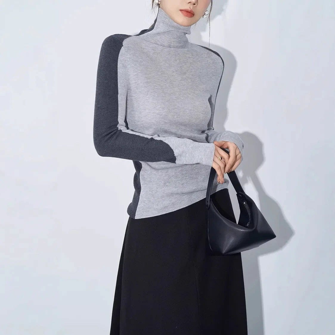 Tatum Contrast Sleeve Mock Neck Top_5